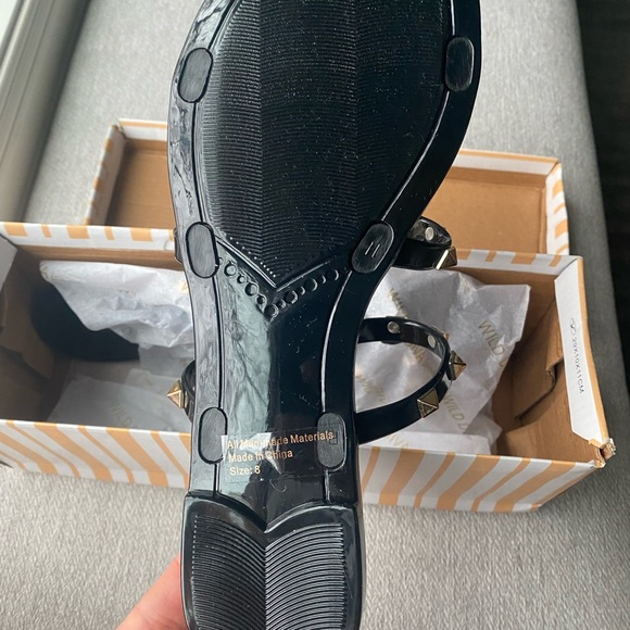 Brand new in box VICI sandals. Black with gold stud detail. - Picture 3 of 5